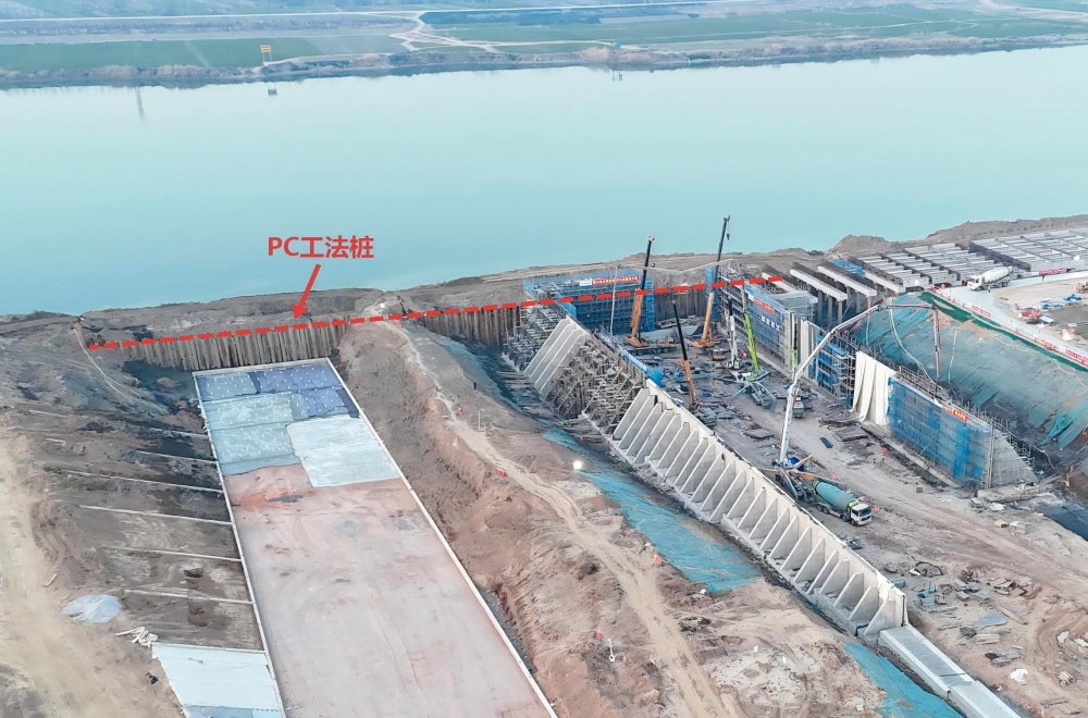 1757474014374677.jpg pc1.jpg