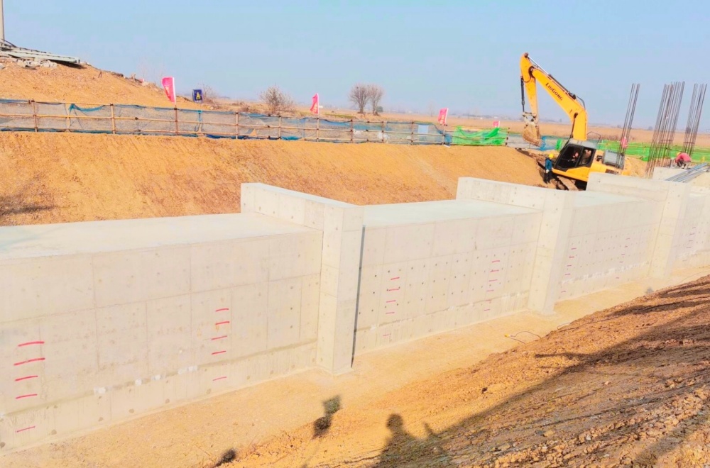 淮河流域一般行蓄洪区建设工程（淮南段）施工 2 标项目1.jpg