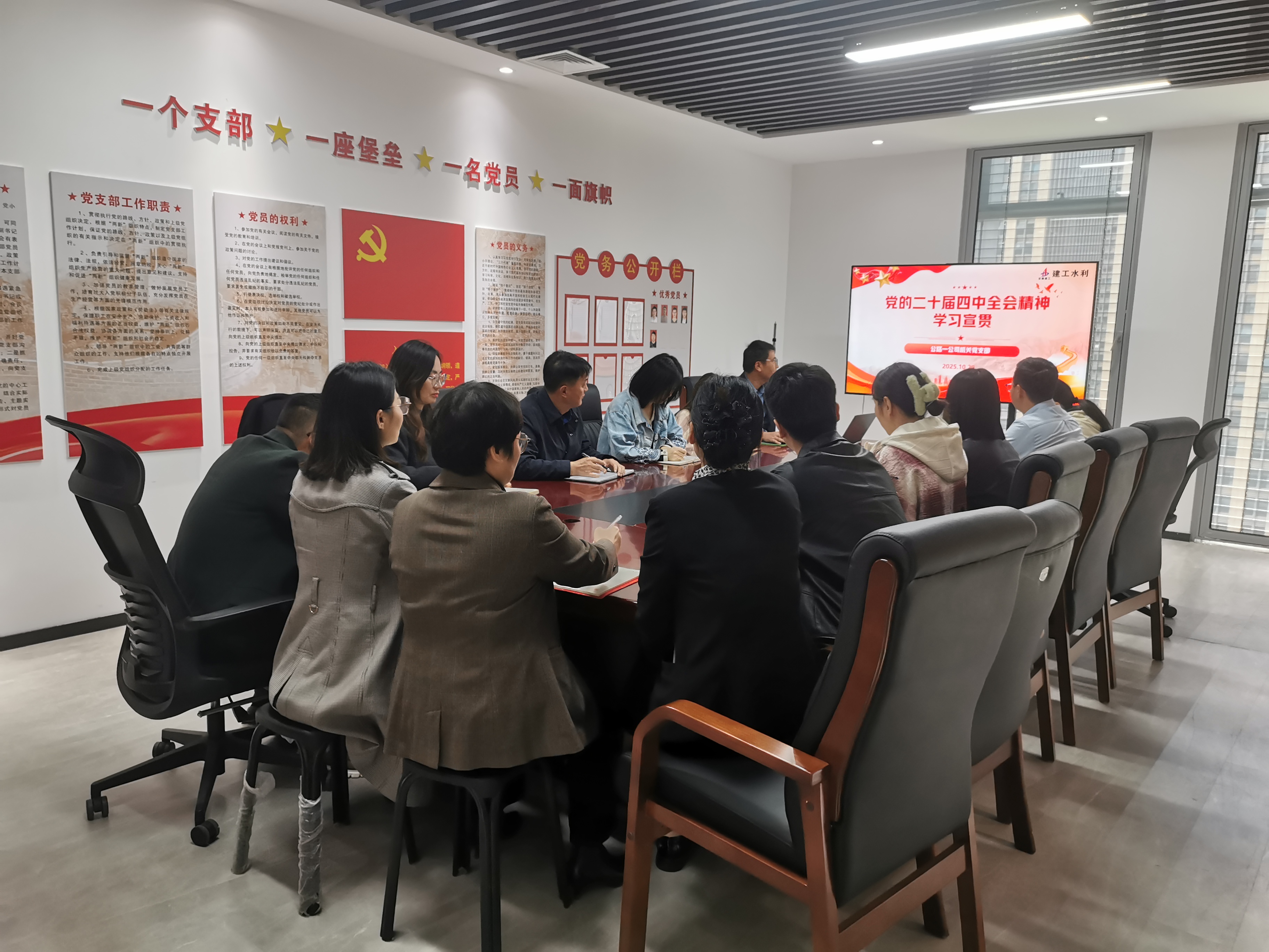 1762390019137873.jpg 1762390019137873.jpg